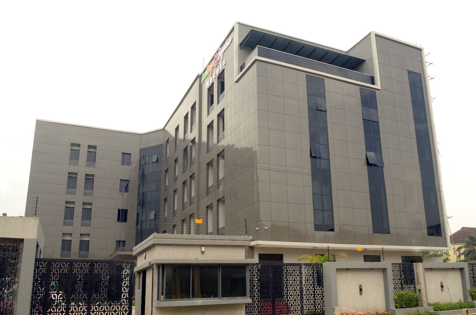 LimeRidge Signature Hotel, Ikeja GRA