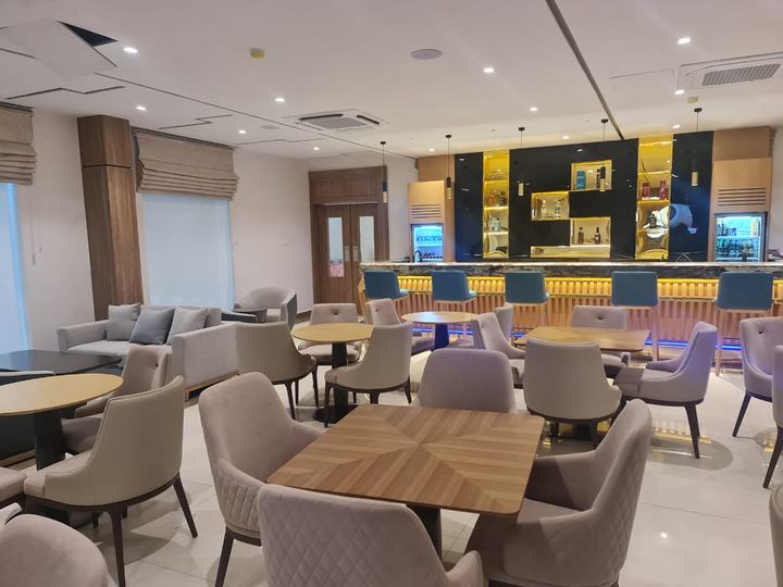 Dining at LimeRidge Signature Hotel