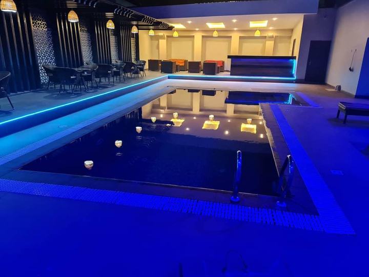 Inside LimeRidge Signature Hotel