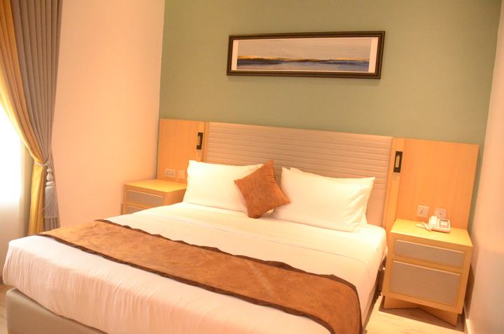 Inside LimeRidge Signature Hotel